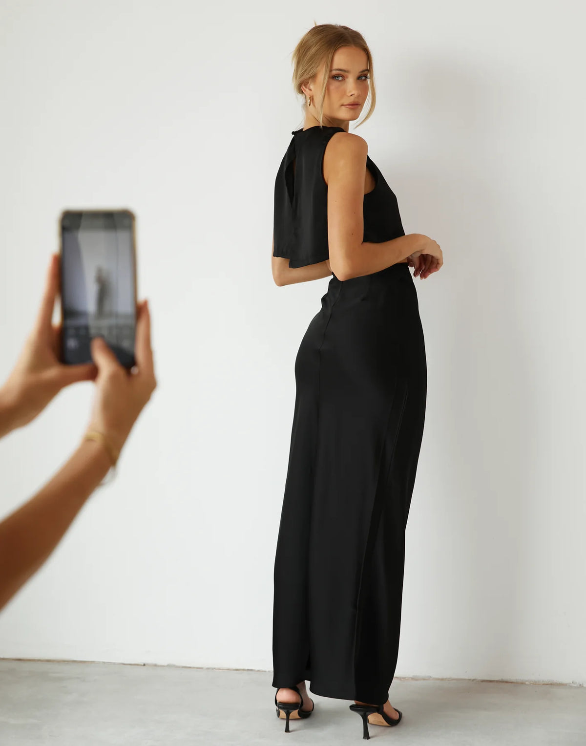 Jupe longue en satin "Nora"