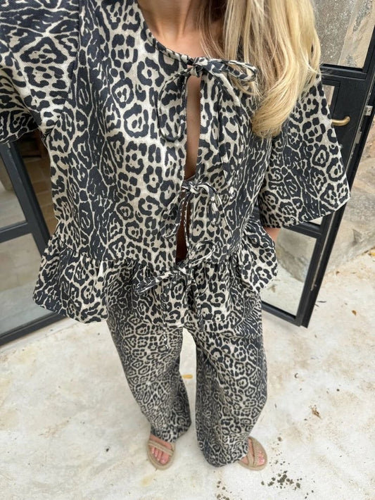 Ensemble léopard ultra-tendance